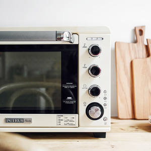 Horno Eléctrico Petrus de 38L de Gran Capacidad, Control de Temperatura Independiente, Multifuncional, para Uso en Panadería - Product Image 5