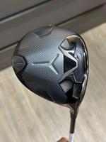 Driver de golf populaire à loft réglable, face usinée CNC, faible spin, lancement élevé, vol stable, poignée en caoutchouc antidérapante pour golfeur amateur masculin
