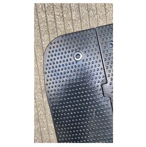Vente en gros d'usine : Nids de poule en caoutchouc robustes et de haute qualité pour la sécurité routière - Product Image 5