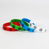 Bracelets en silicone imprimés gravés personnalisés de haute qualité directe d'usine pour les événements sportifs de football