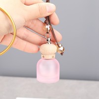 10ml givré rose vert clair rond voiture suspendus parfum verre bouteilles de parfum pendentif avec couvercles en bois