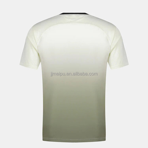 T-shirt de sport pour homme en polyester à séchage rapide, idéal pour la course, le marathon, l'entraînement et le <span class=keywords><strong>tennis</strong></span> – Vêtement de sport homme <span class=keywords><strong>pas</strong></span> <span class=keywords><strong>cher</strong></span> - Product Image 6
