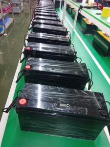 Vente en gros 12V 24V IP65 étanche batterie solaire rechargeable à cycle profond 50ah 100ah 150ah 200ah 300ah 400ah batterie au <span class=keywords><strong>lithium</strong></span> pour la maison - Product Image 4