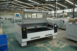 Máquina de corte por láser Co2 MDF de bajo precio 100W 130W 150W Máquina de corte por láser de cuero 1390 a la venta - Product Image 2