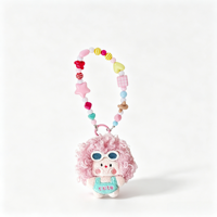 Porte-clés en peluche mignon avec poupée aux cheveux bouclés, bracelet perlé coloré, breloque de sac Kawaii, pendentif de sac à dos multi-styles, cadeau