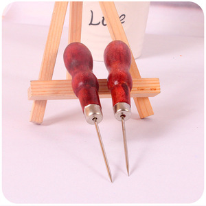 Poinçon à manche en bois rouge, outil de bricolage pour le travail du cuir, crochet double gourd à manche en bois, aiguille à coudre. - Product Image 5