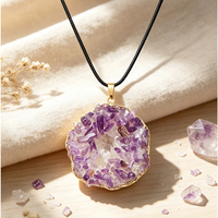 Collier Pendentif Géode en Améthyste Naturelle et Agate, Breloque Géode en Améthyste Plaqué Or avec Cordon Ciré, Vente en Gros de Bijoux