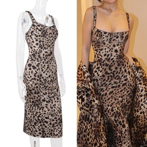 <span class=keywords><strong>Vestito</strong></span> con spalline Sexy con stampa leopardata nuovo 2025 estate stile piccante ragazza aderente - Product Image 1