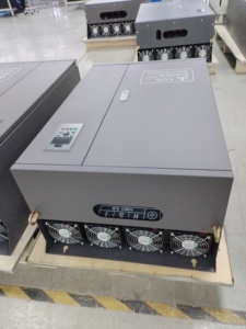 LCGK LC400T-2T VFD 75kW (100HP) 220V Single Phase to 220V Three Phase <b>Voltage</b> Conversion VFD Frequency <b>Converter</b> - Product Image 3