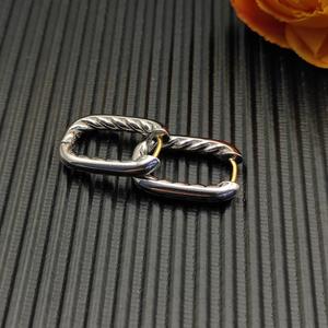 <span class=keywords><strong>Orecchini</strong></span> a Cerchio <span class=keywords><strong>di</strong></span> Lusso con Diamanti, Placcati Oro 18K, <span class=keywords><strong>di</strong></span> Alta Moda, Intrecciati, da <span class=keywords><strong>Donna</strong></span> e Uomo, Firmati - Product Image 4