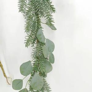 Guirlande de feuilles d'eucalyptus et de cèdre artificielles en rotin, nouvelle décoration suspendue - Product Image 2