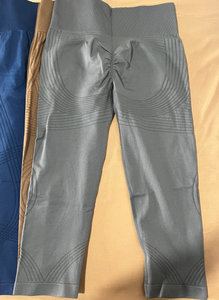 Leggings Capri 3D Anticelulíticos YY para Mujer, Leggings de Compresión Sin Costuras para Lipema, Pantalones de Yoga y Fitness Moldeadores con Efecto Push-Up - Product Image 3