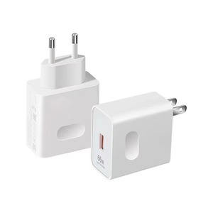 Caricabatterie di Alta Qualità 66W con Ricarica Rapida per Telefoni <span class=keywords><strong>Huawei</strong></span> Mate80 Glory, Uscita USB 2A Super Veloce QC3.0 - Product Image 1