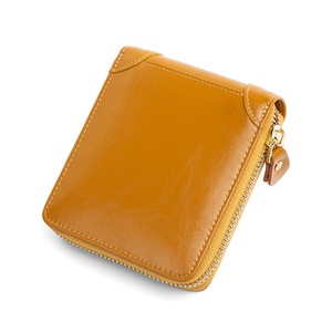 2022 Luxury Vintage Genuine Leather RFID Blocking Open Closure Short Women Card Holder Wallet Polyester Lining Thread Pattern - Product Image 5