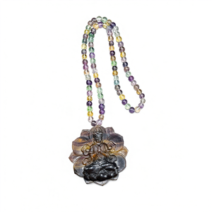 Mala de cuentas de fluorita multicolor de 8 mm con exquisito colgante tallado de Kwan Yin Bodhisattva para uso diario, meditación y corporativo - Product Image 2