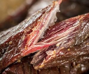 Boeuf séché à l'air Usine Vente <span class=keywords><strong>en</strong></span> <span class=keywords><strong>gros</strong></span> Original Saveur de cumin épicé Boeuf Jerky <span class=keywords><strong>Viande</strong></span> Snacks Emballage sous vide Halal - Product Image 3