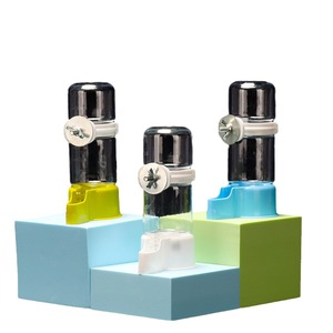 Abreuvoir automatique pour oiseaux en plastique avec des bols ronds transparents de 140 ml, grande capacité pour les perroquets, les pigeons et les stérimands - Product Image 6