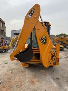 Chargeuse-pelleteuse JCB d'occasion 6 tonnes modèle 2022, état quasi neuf, avec moteur et boîte de vitesses en stock, à vendre - Product Image 5