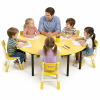 Table et chaises en U de qualité supérieure pour projets d'apprentissage collaboratif en maternelle