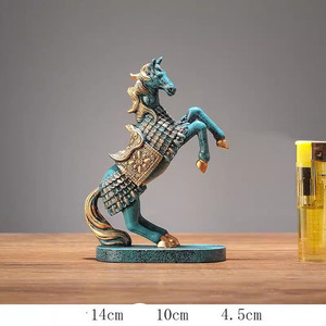 Stampi in Resina a Forma di Cavallo Dipinti per Souvenir e Decorazioni per la Casa a Basso Prezzo - Product Image 6