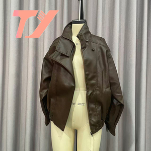 Giacca in Pelle da Donna TUOYI di Alta Qualità con Colletto Rovesciato, Antivento, Alla Moda, Ampia, Personalizzabile, in Vera Pelle, Stile Motociclista - Product Image 5