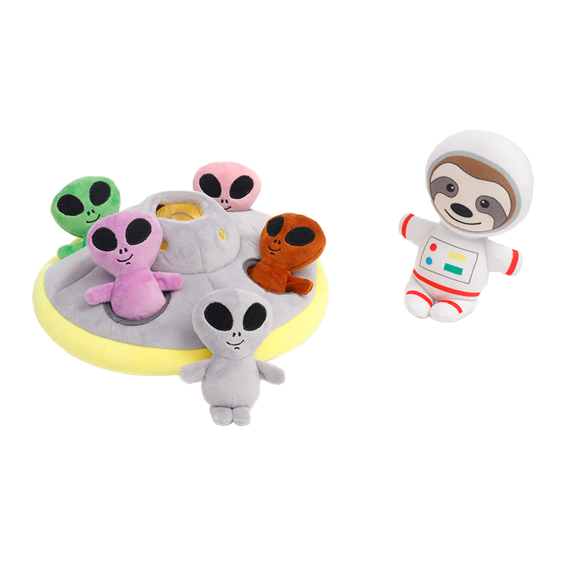 Good Quality Original UFO Design Dog Chew Toy Interactive Squeaky Plush All Natural Pet Toys
