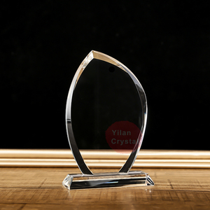 YL-2026 de alta calidad 3d láser en blanco premio de <span class=keywords><strong>cristal</strong></span> de vidrio taza premio para el partido de Fútbol premio - Product Image 2