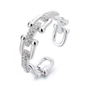 <span class=keywords><strong>Bague</strong></span> Chaîne Personnalisée en Argent Sterling S925 Plaqué Or avec Fermoir <span class=keywords><strong>Fer</strong></span> <span class=keywords><strong>à</strong></span> <span class=keywords><strong>Cheval</strong></span> et Zircon pour <span class=keywords><strong>Femme</strong></span> – Bijou de Soirée - Product Image 1