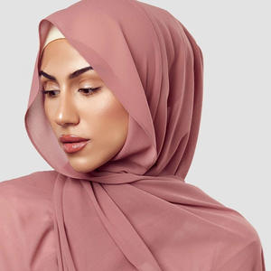 Hijab en mousseline de soie de couleur unie de haute qualité Échantillon de soutien en gros Hijab en mousseline de soie imprimé Hijab en mousseline respectueux de la peau - Product Image 1