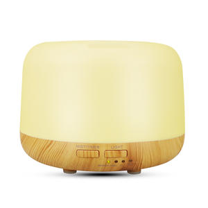 Difusor de Aromas Simple de 0.5L, Humidificador Ultrasónico con Diseño de Madera Clara para Uso en el Hogar, Dormitorio, Oficina y Escritorio - Product Image 1