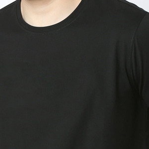 T-shirt homme uni, style personnalisé, tissu confortable, fabrication pakistanaise, vêtements décontractés pour l'été, en vente. - Product Image 3