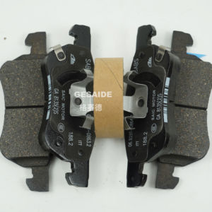 อะไหล่รถยนต์<span class=keywords><strong>ราคา</strong></span>โรงงาน ผ้าเบรกดิสก์หน้า สำหรับรถยนต์ Saic <span class=keywords><strong>Mg</strong></span> <span class=keywords><strong>ZS</strong></span> OEM:10343249 - Product Image 1