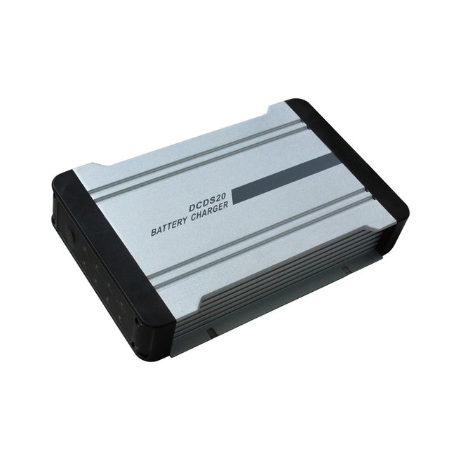 Hot High Quality DC-DC Charger 20A, 25A, 30A, 40A DC Charger for Car, Solar, Camper, Touring Car