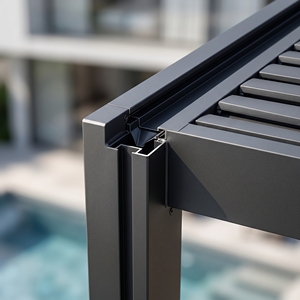 Pérgola Moderna de Aluminio para Jardín con Techo de Láminas y Puertas Corredizas de Vidrio - Product Image 4