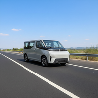 Farizon SV (Xingfuhao) EV : Grand monospace de 5018 mm, autonomie de 405 km, cabine de luxe 7 places, puissance de 170 kW, mini-bus électrique intelligent