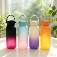 Bouteille d'eau en plastique réutilisable sans BPA, de qualité alimentaire, anti-fuite, à boire directement, de 600 ml, couleur personnalisée, nouveau style, pour enfants