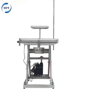 Table d'opération professionnelle pour animaux de compagnie avec structure en acier inoxydable durable, réglable en hauteur de 300 à 1020 mm, idéale pour les centres de toilettage pour animaux. - Product Image 3
