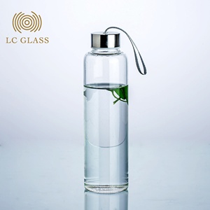 A buon mercato 500ml di <span class=keywords><strong>vetro</strong></span> su misura imballaggio e logo <span class=keywords><strong>bottiglia</strong></span> di <span class=keywords><strong>acqua</strong></span> di <span class=keywords><strong>vetro</strong></span> con coperchio di bambù e gel di silice set per uso domestico - Product Image 1