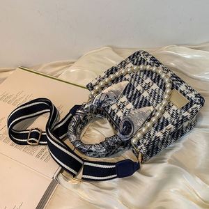 2023 New Fashion Designer Ladies Plover Case <b>Canvas</b> Oversized <b>Mini</b> Tote Handbag with Zipper Anti-Theft & Water Resistant - Product Image 5