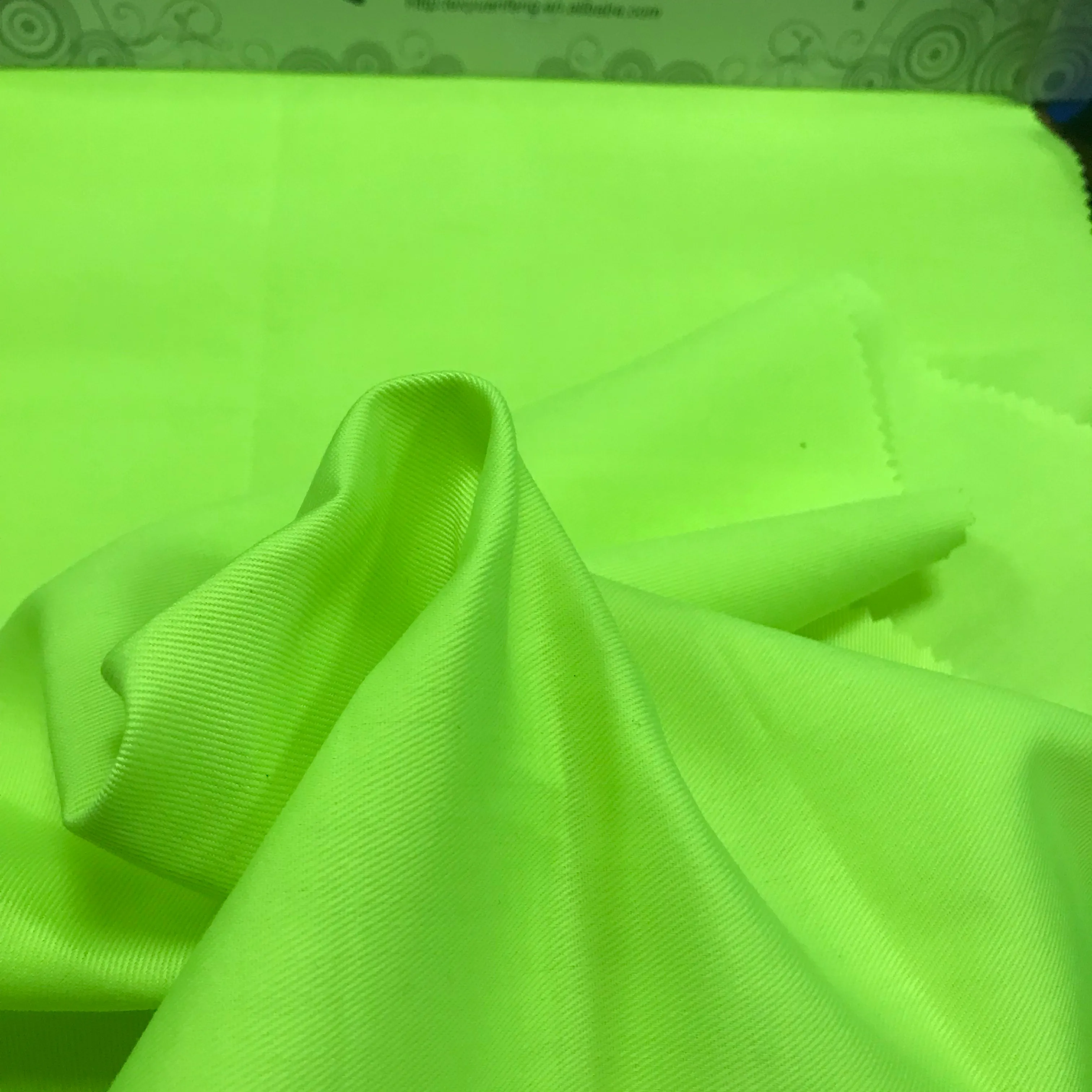 Alta Qualidade 90/10 T/C Tecido de Sarja para Uniforme/Camisas/Ferramental