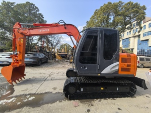 Vente flash : Mini-excavatrice HITACHI ZX70 d'occasion, moteur diesel. Excavatrice Hitachi d'occasion ZX70 à bas prix. - Product Image 5