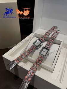 Reloj Verde para Mujer, Reloj de Pulsera de Lujo, Elegante Brazalete de Acero Inoxidable, Reloj Clásico Femenino Resistente al Agua - Product Image 3