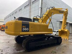 Excavatrice KOMATSU PC360 de haute performance avec une capacité de 36 tonnes, conçue pour les projets de développement urbain - Product Image 2