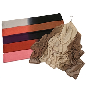 <span class=keywords><strong>JYL</strong></span> Premium Double Point Rayon Viscose Écharpe Peint À La Main Dégradé Ombre Modal Hijab Coton Bawal pour Filles Département Musulman - Product Image 2
