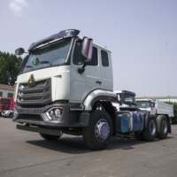 Тягач Sinotruk NX Tx 6X4, тяжелый, 40т, б/у, HOWO, дизель Евро-2, леворульный, двигатель Weichai, 10 шин