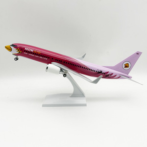 โมเดลเครื่องบินเรซิ่น โบอิ้ง 737-<span class=keywords><strong>800</strong></span> สีชมพู ของสายการบินนกแอร์ ขนาด 1/130 ยาว 30 ซม. พร้อมล้อเหยียบ สำหรับตั้งโชว์และสะสม - Product Image 1