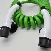 Type 2 EV AC 16A/32A Câble de charge de voiture enroulé à ressort 3P Vert IEC 62196 Connecteur Laiton Forme ronde