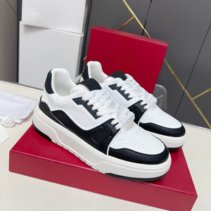 Baskets de luxe classiques haut de gamme pour couple, en cuir de veau importé, avec semelle intérieure en latex et doublure en mesh pour un confort optimal lors des activités décontractées, sportives et de marche. - Product Image 2
