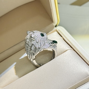 MuShan <strong>Jewelry</strong> Factory S925 Sterling <strong>Silver</strong> <strong>Emerald</strong> Cat Ring Full of Diamonds and Set With <strong>Emeralds</strong> Exudes Luxury and Elegance - Product Image 3