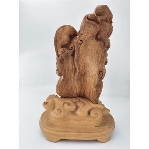 تمثال أسدين مزدوجين منحوت من خشب العود البري، زخرفة فنغ شوي (قطعة فريدة) - Product Image 4